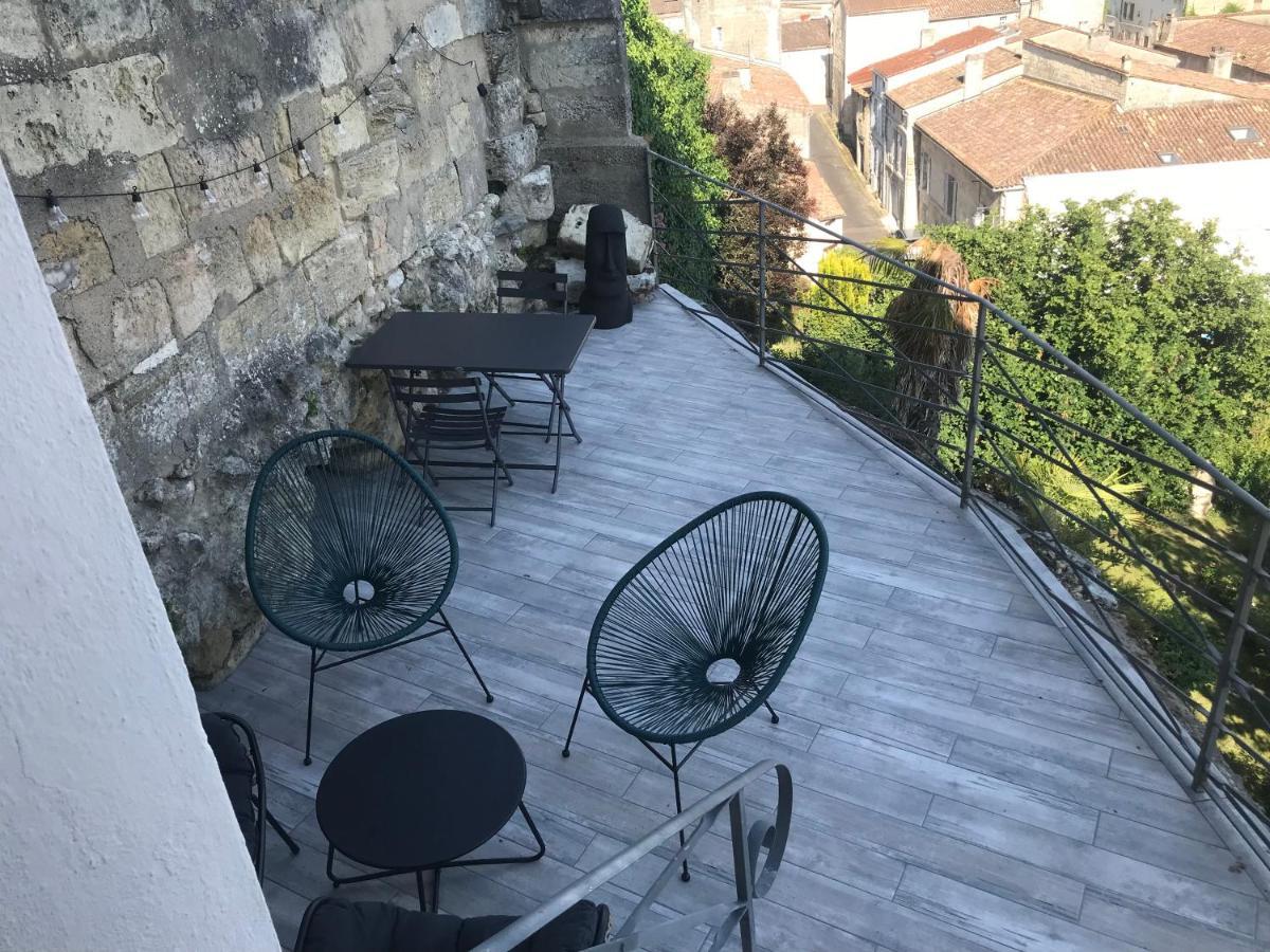 Bourg Superbe Appart Avec Vue Magnifique Exterior photo